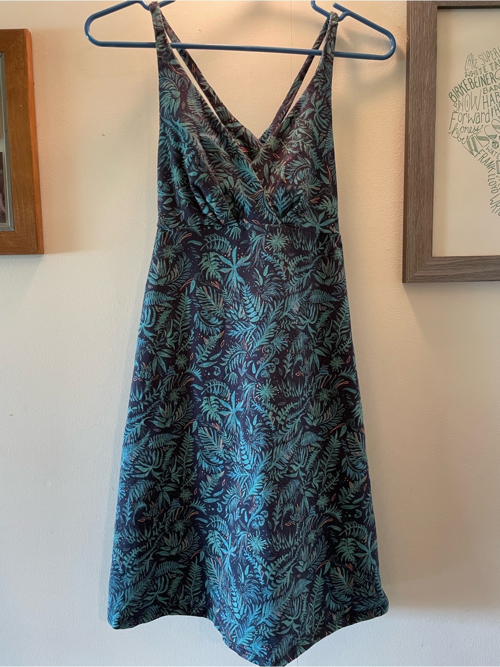 Patagonia Women's Teal Leaf-Print V-Neck Dress